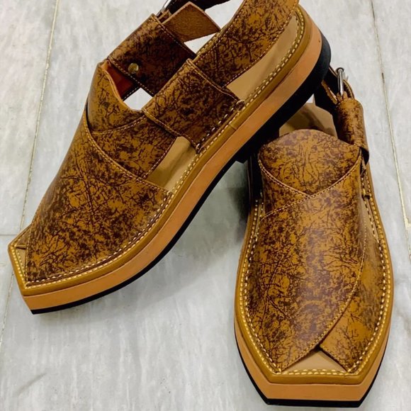 Premium Quality Men's Leather Sandals, Handcrafted Peshawari Chappal - Picture 1 of 12